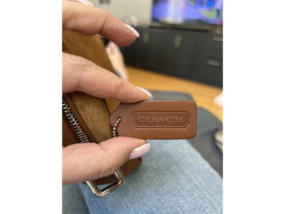 Coach Suede Crossbody Bag - Stylish and Functional - Picture 3 of 6